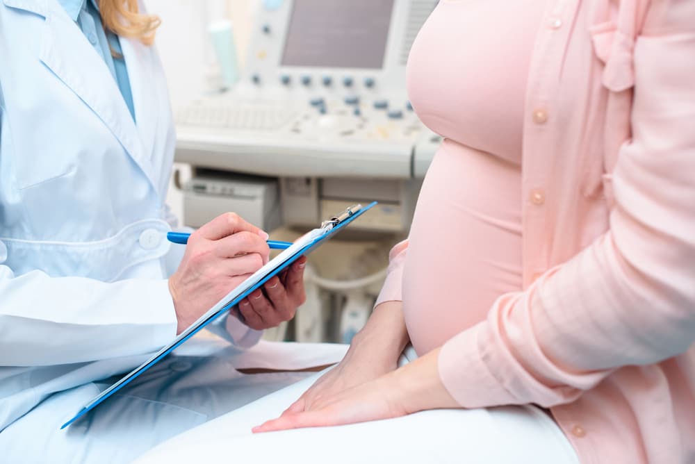 Biopsja kosmówki (trofoblastu) – jak wygląda, jak się przygotować, jakie wady wykrywa, powikłania