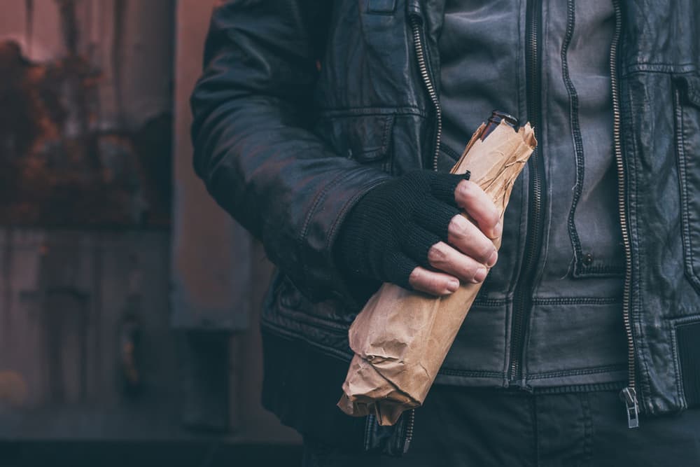 Denaturat – zastosowanie. Co może się stać po wypiciu denaturatu?