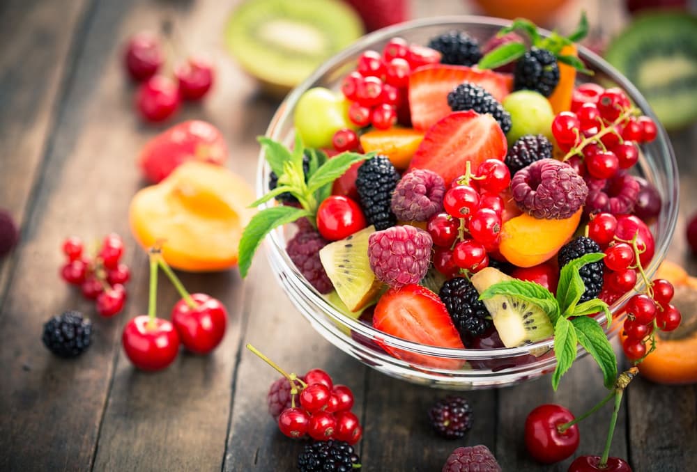 Frutarianizm – co to jest, wady, zalety, efekty, jadłospis diety frutariańskiej