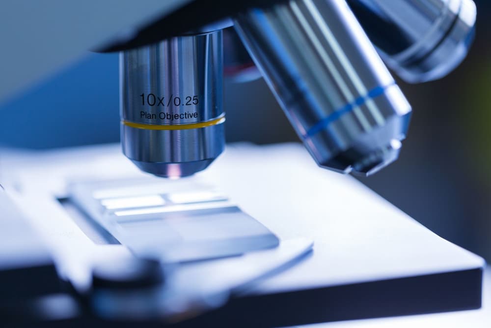 Co to jest biopsja gruboigłowa (oligobiopsja) i kiedy wykonuje się to badanie?