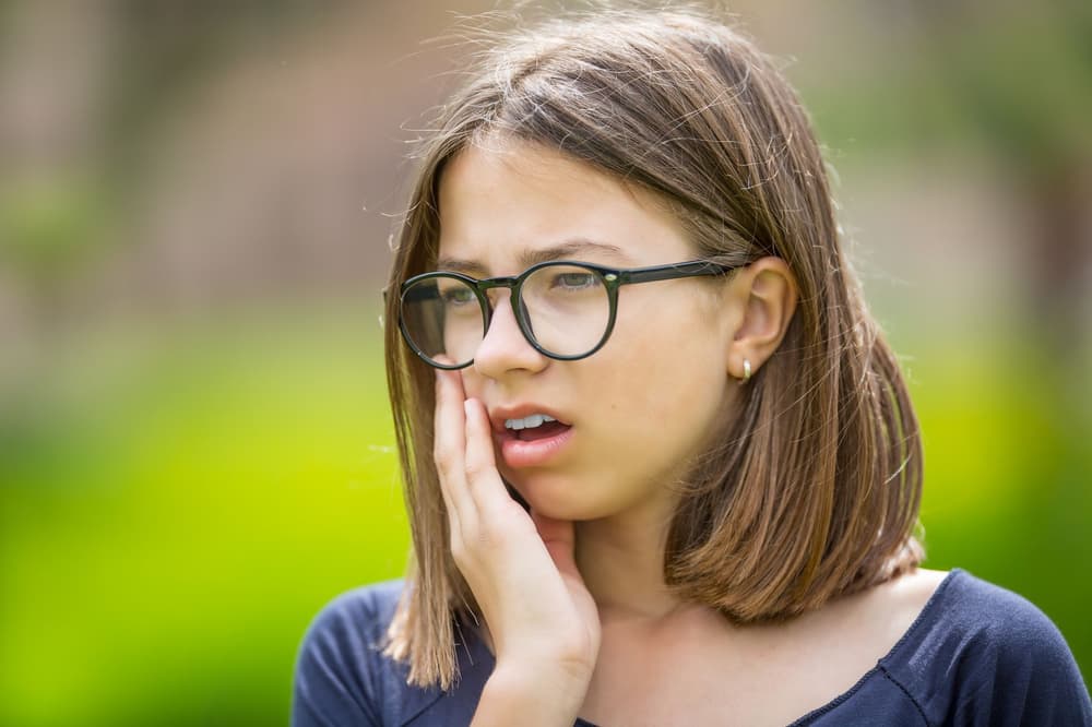 Zapalenie zatok szczękowych – przyczyny, objawy, leczenie, diagnostyka, powikłania