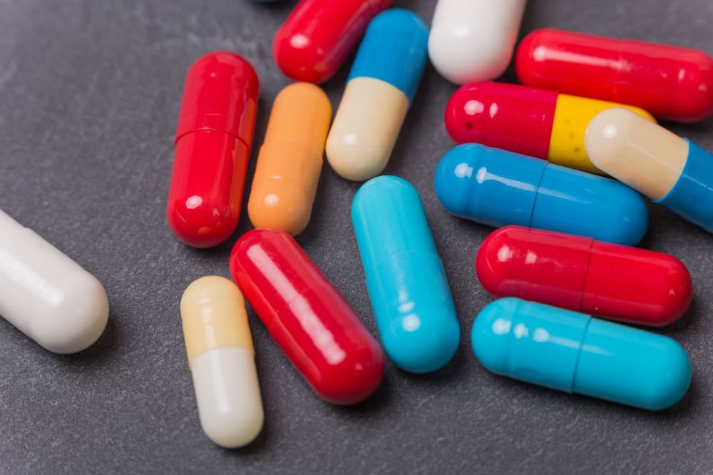 Antybiotyk na zapalenie gardła – kiedy i jaki antybiotyk na zapalenie gardła stosować?