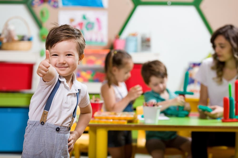 Sześciolatek w szkole – czy 6-letnie dziecko jest gotowe do podjęcia edukacji szkolnej?