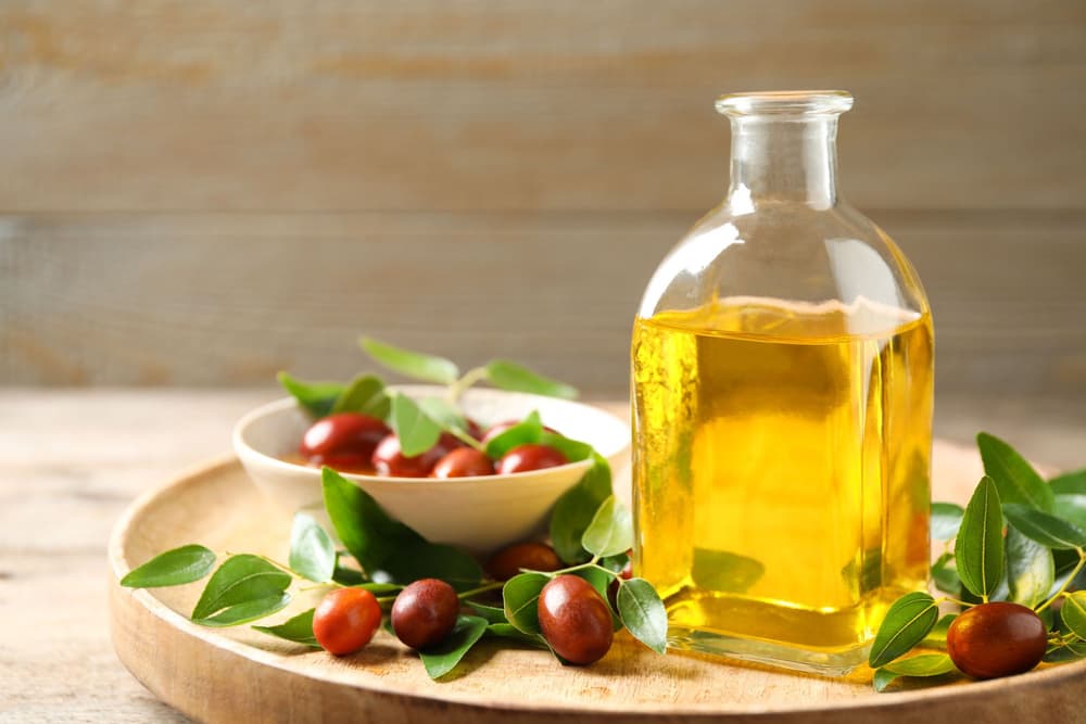 Olej jojoba – skład, właściwości, zastosowanie, efekty, gdzie kupić, cena