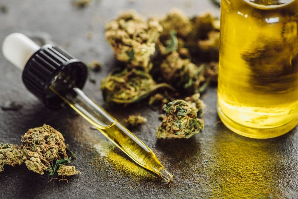 Olej CBD – działanie, zastosowanie, skutki uboczne, opinie