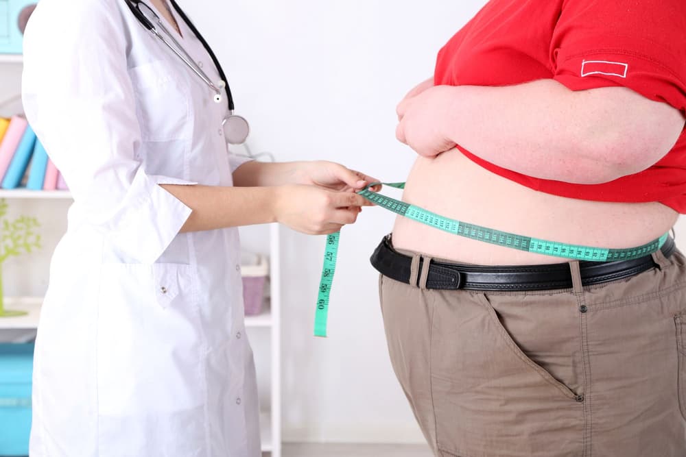 Otyłość olbrzymia – od jakiego BMI? Jak się ją leczy?