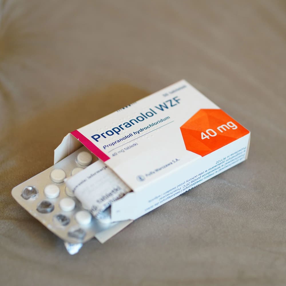 Propranolol – działanie, dawkowanie, cena. Czy lek uzależnia?