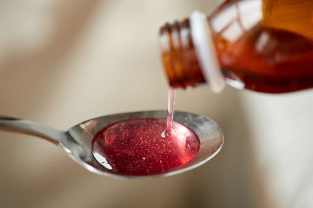 Syrop na kaszel – jaki syrop wybrać na kaszel mokry i na kaszel suchy dla dziecka oraz dorosłego?