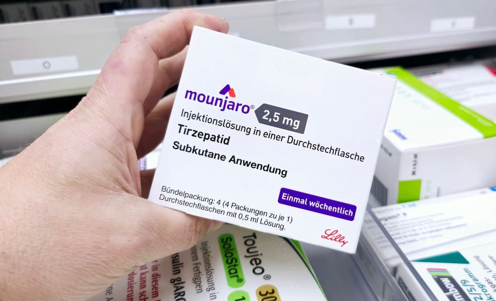 Tirzepatyd – jak działa? Preparaty, skutki uboczne, recepta, refundacja