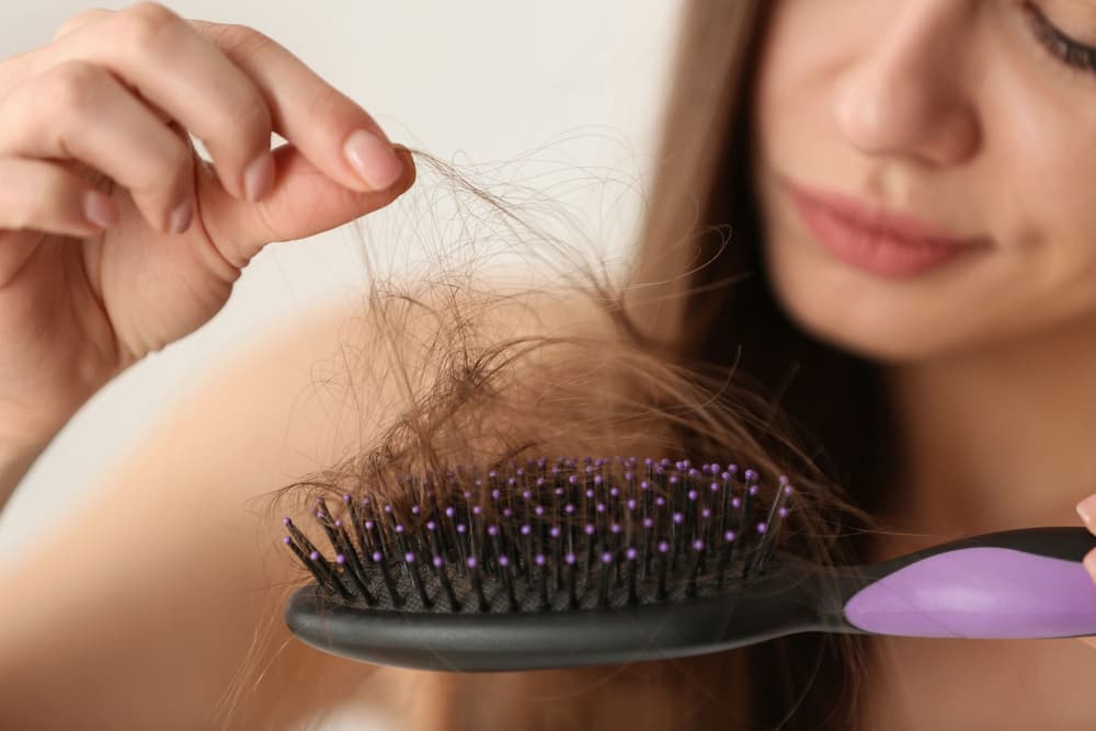 Zaburzenia hormonalne – objawy. Jak wyregulować? Leki 