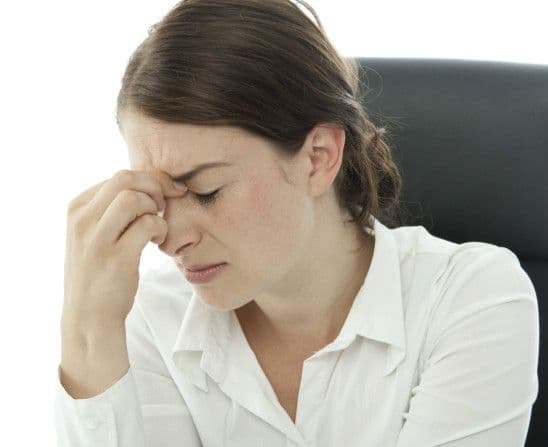 Zapalenie zatok sitowych – jak się objawia? Jak leczyć chore zatoki?