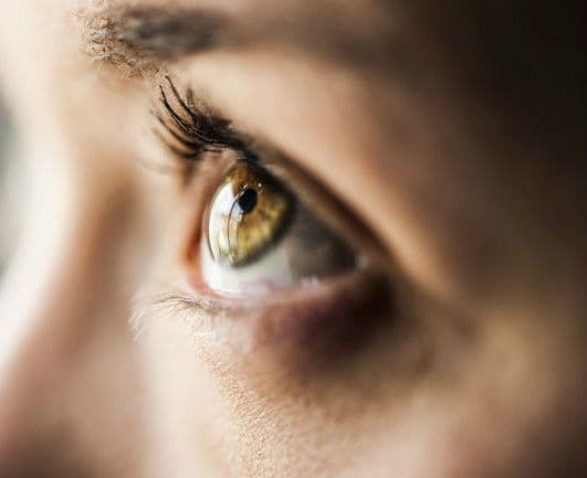 Drganie powieki – co oznacza? Jak się pozbyć drgania powieki? Drganie powieki – co oznacza? Jak się pozbyć drgania powieki?