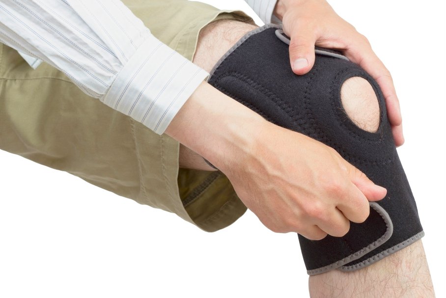Niestabilność kolana (stawu kolanowego) – objawy, leczenie, rehabilitacja