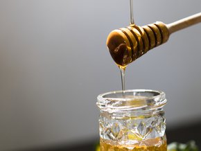Jakie właściwości ma miód manuka?