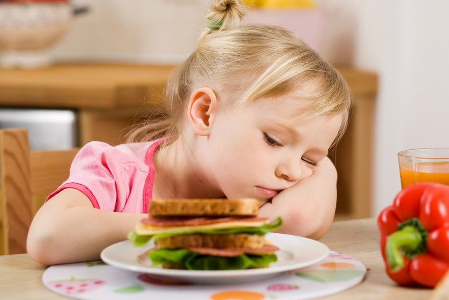 Brak apetytu u dziecka – przyczyny, leczenie