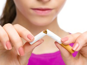 Cytyzyna (cytisinum) a rzucenie palenia – jak działa i jak stosować?