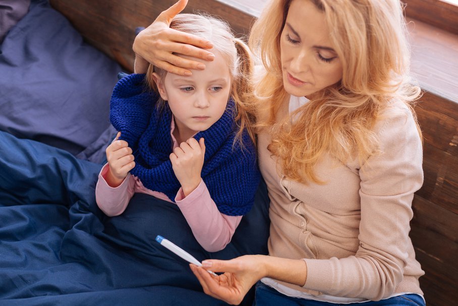 Wysoka gorączka u dziecka – jak szybko zbić gorączkę u małego dziecka?