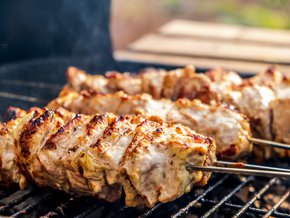 Czy można schudnąć, opierając dietę na mięsie? Zalety diety wysokobiałkowej