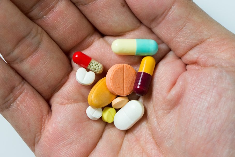 Leki na zapalenie pęcherza moczowego – tabletki bez recepty, antybiotyki i zioła