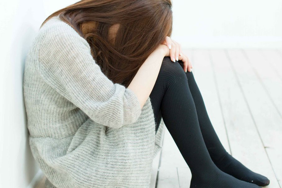 Depresja sezonowa – kiedy występuje, jak się objawia, ile trwa, czy trzeba ją leczyć