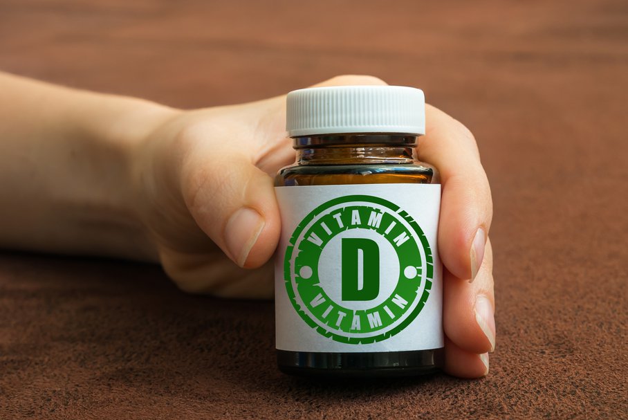 Niedobór witaminy D3 – objawy. Jak uzupełniać niski poziom witaminy D?