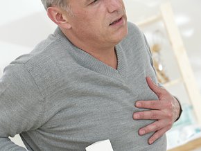Neuralgia międzyżebrowa – objawy, przyczyny, badania, leczenie i stosowane leki