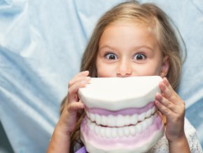 Gaz rozweselający u dentysty (podtlenek azotu) – czy są przeciwwskazania?