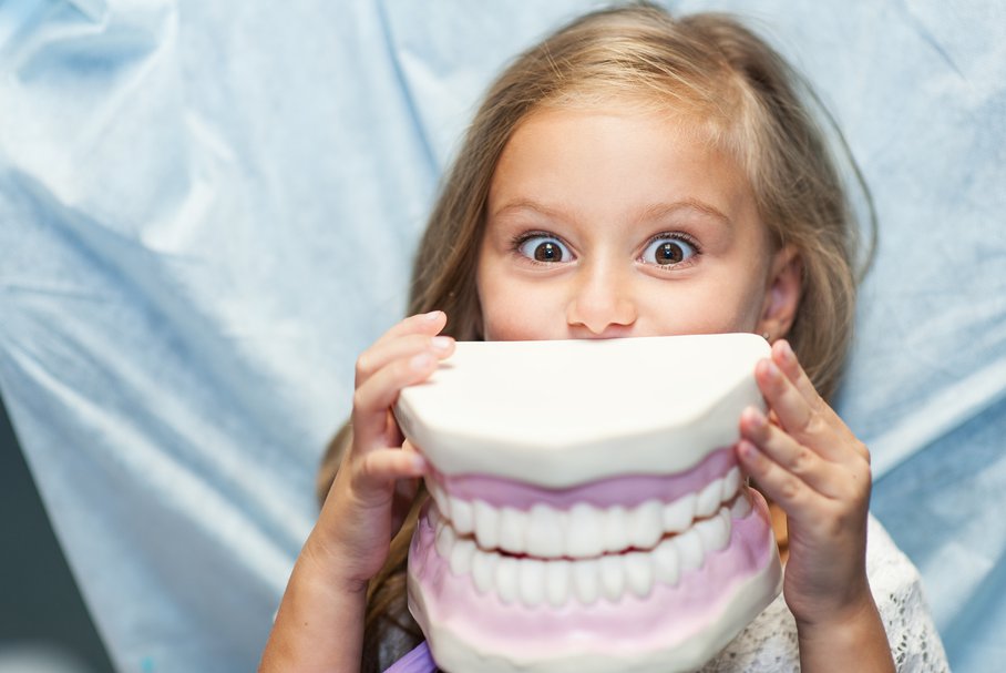 Gaz rozweselający u dentysty (podtlenek azotu) – czy są przeciwwskazania?