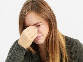 Zatkany nos bez kataru – jakie mogą być przyczyny uczucia zatkanego nosa bez kataru?