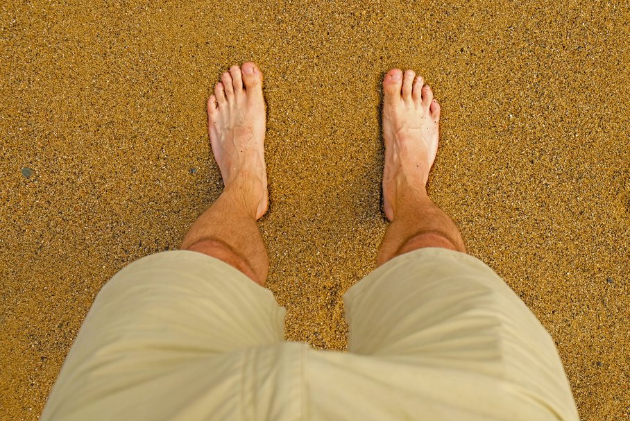 Jak pielęgnować męskie stopy?
