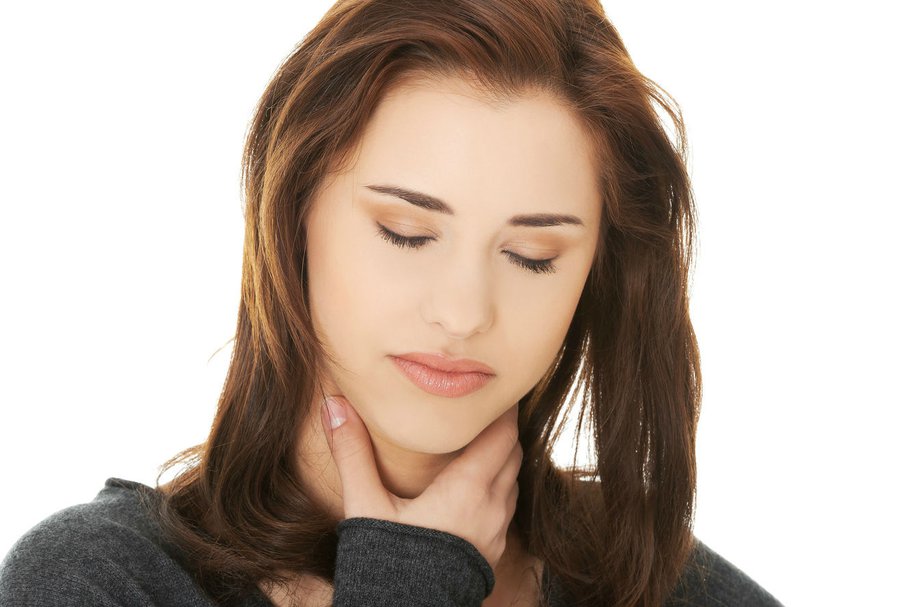 Zapalenie strun głosowych – przyczyny, objawy, leczenie