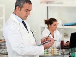 Przyczyny ostrego zapalenia trzustki, objawy, leczenie i powikłania
