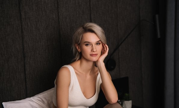 jak się oduczyć dotykania twarzy