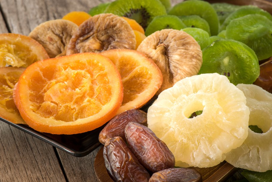 Jakie są właściwości suszonych owoców?