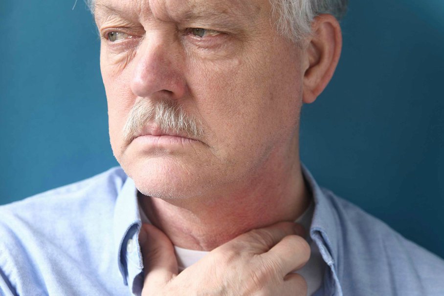 Ból przy przełykaniu (odynofagia) – przyczyny, objawy, leczenie