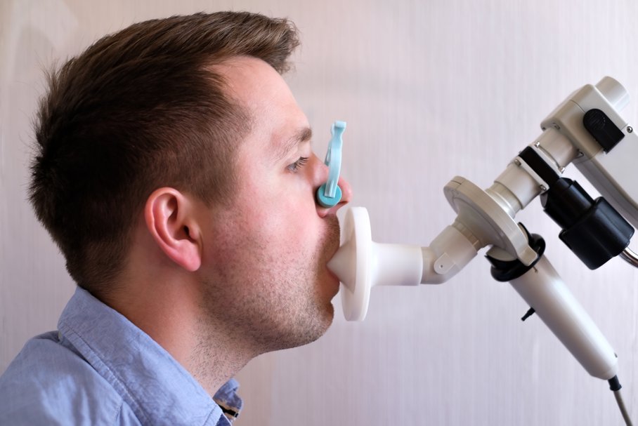 Spirometria – przebieg, wyniki, normy, przeciwwskazania