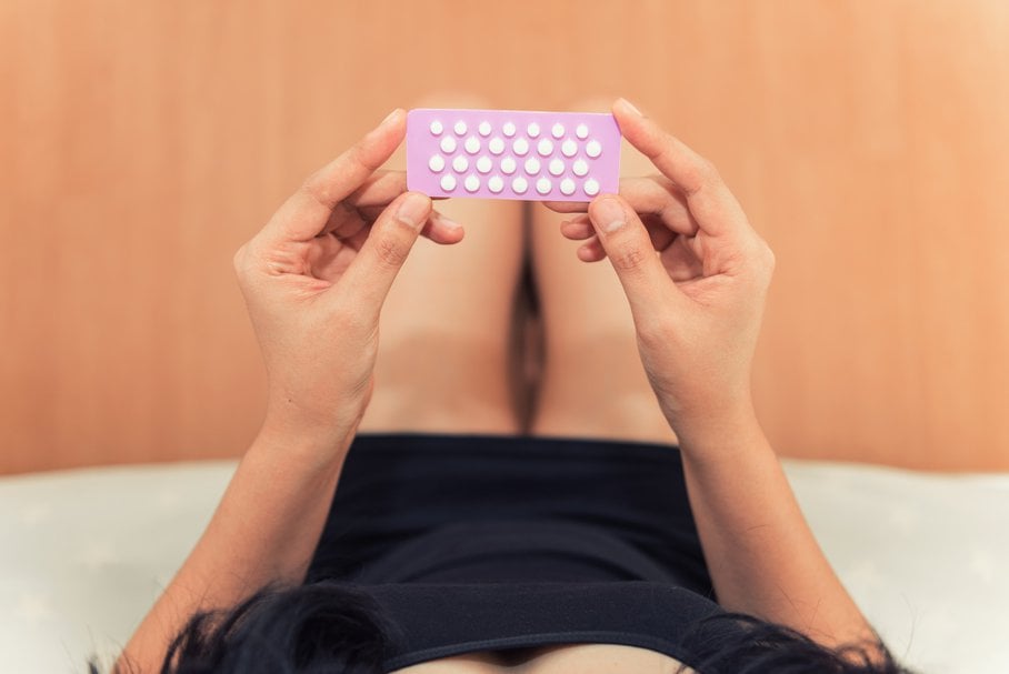 Brak okresu przy tabletkach antykoncepcyjnych – co to znaczy?