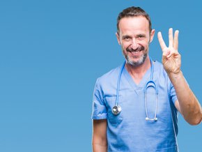 Co to jest triada Becka, jakie są przyczyny jej występowania, jakie leczenie jest wdrażane?