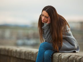 Przedwczesna menopauza (przekwitanie) – przyczyny POF