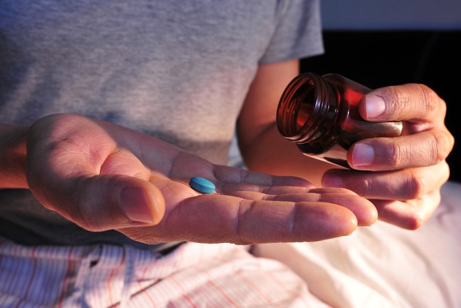 Viagra – zastosowanie, przeciwwskazania, skutki uboczne, czy jest potrzebna recepta?